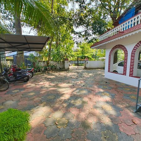'Marari Johns Homestay' Mararikulam, Alappuzha Ngoại thất bức ảnh