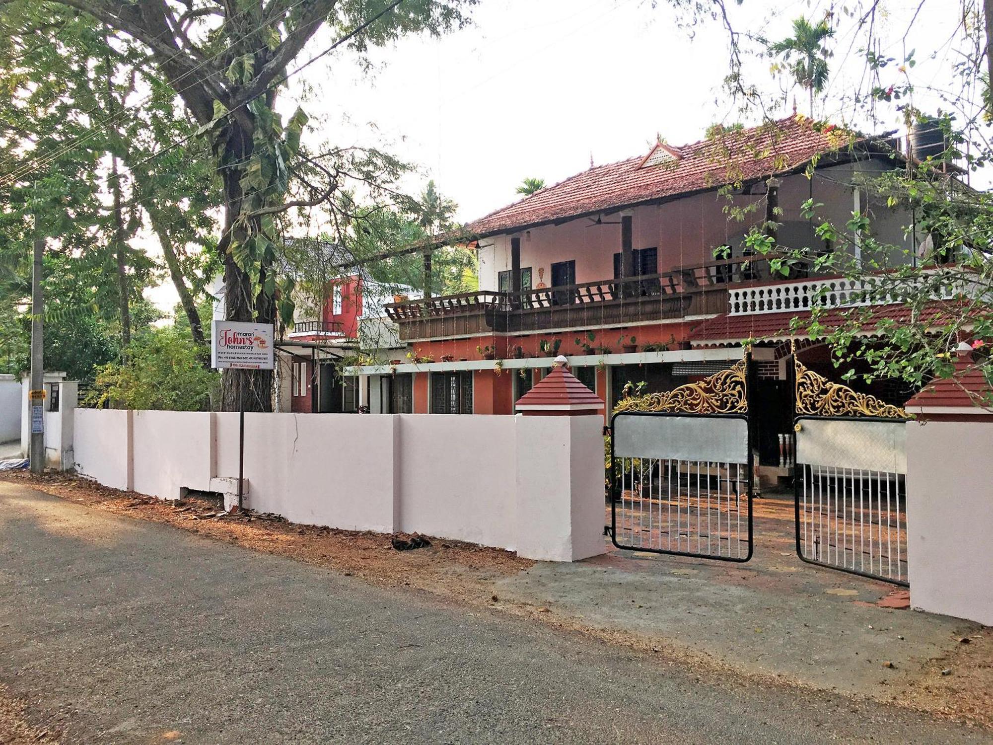 'Marari Johns Homestay' Mararikulam, Alappuzha Ngoại thất bức ảnh